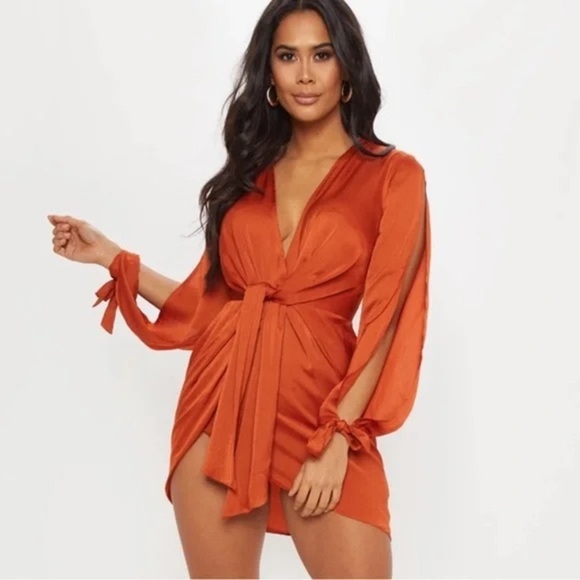 PrettyLittleThing Tie Front Mini Dress - Picture 1 of 5